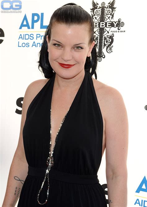 Pauley Perrette Nude Porn Pics Leaked, XXX Sex Photos